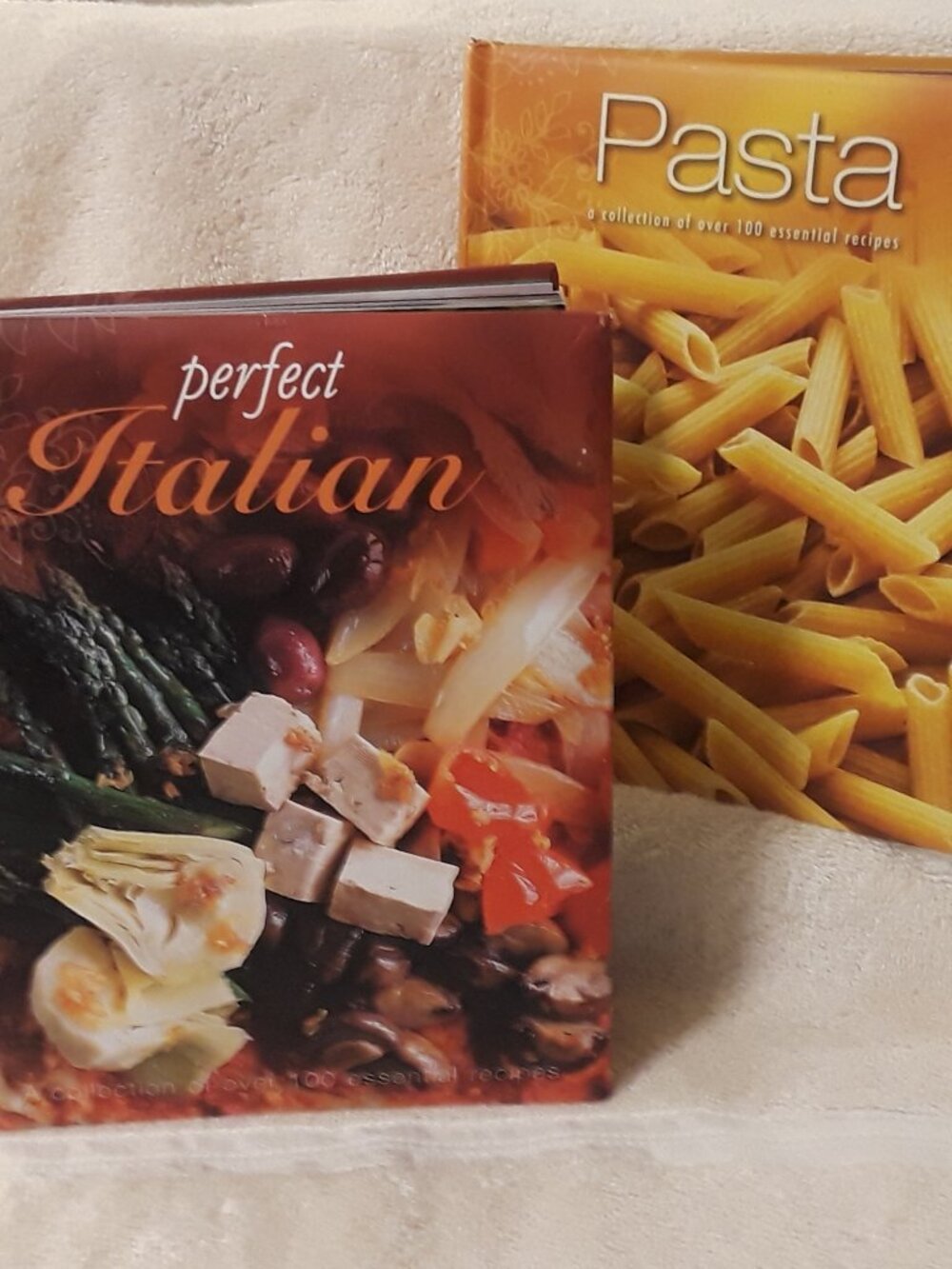 2 Italian Cookbooks Bundle: Pasta & Perfect Italian - Padded Hardcovers Paragon